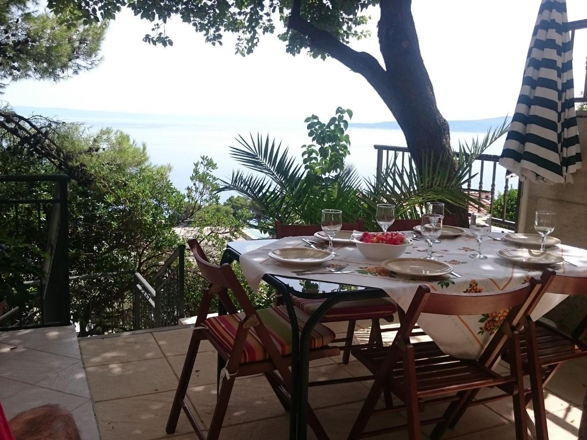 Cozy Apartment With A Balcony And A Sea View เบรลา ภายนอก รูปภาพ