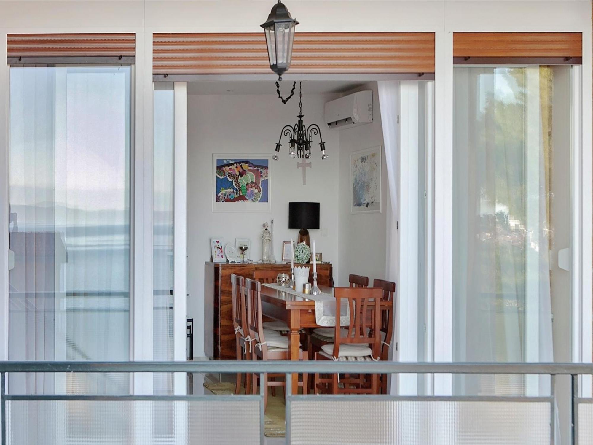 Cozy Apartment With A Balcony And A Sea View เบรลา ภายนอก รูปภาพ